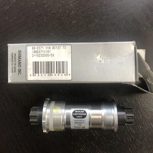 Staffa inferiore Shimano Octalink nuova vecchia stock • BB-ES71 • 118 x 73 mm - Foto 1 di 1
