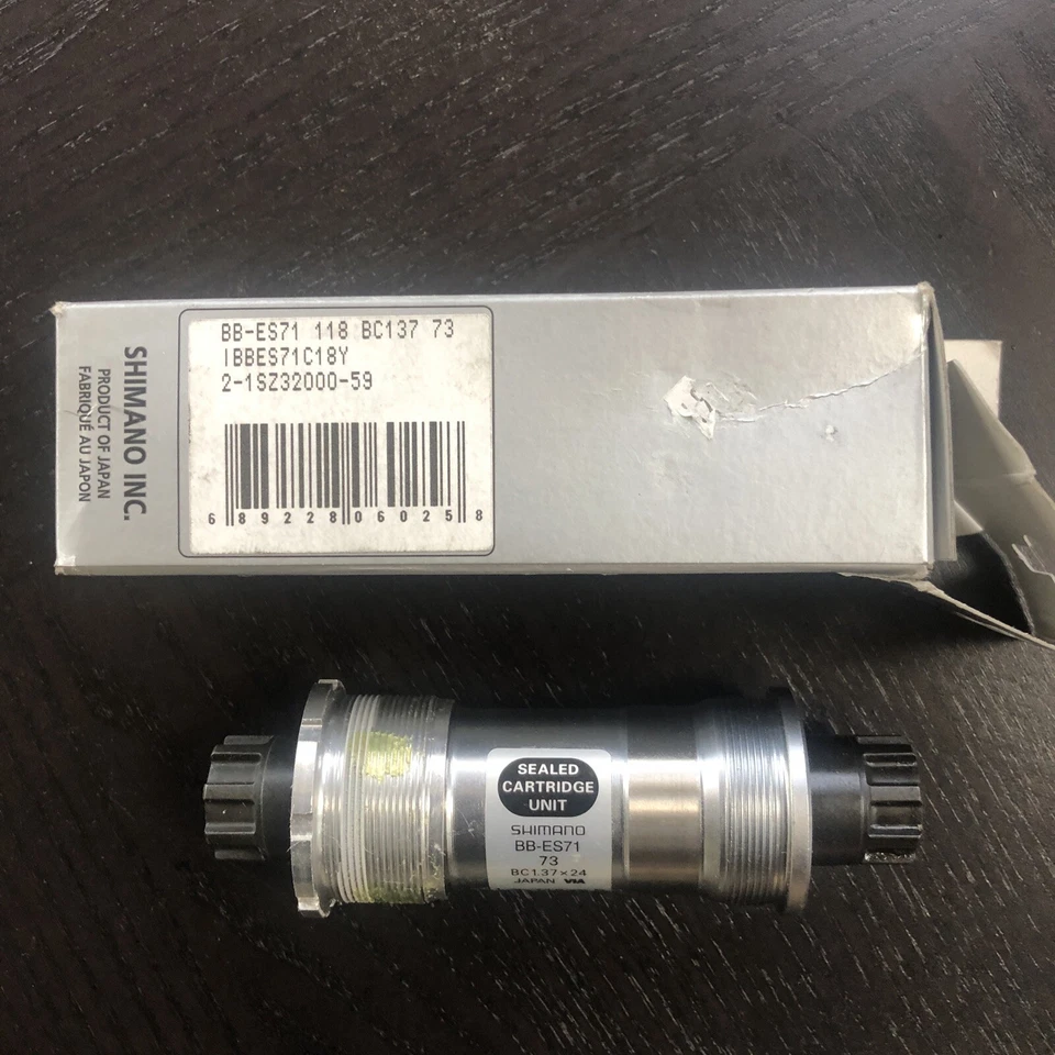 New-Old-Stock SHIMANO Octalink Bottom Bracket • BB-ES71 • 118 x 73mm - Image 1 of 1