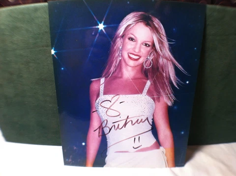 Britney Spears Autograph Photo Cover