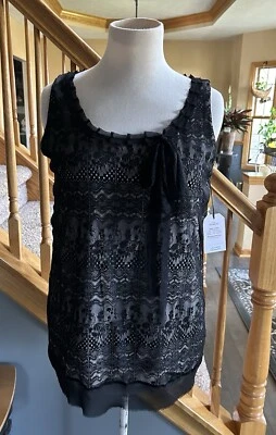 Camiseta sin mangas CAbi #552 Emily con superposición de encaje negra ~ grande ~ nueva con etiquetas Foto 1 de 4