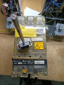 Disyuntor NZM6b-63/ZM6-63 CNA Klockner Moeller - Imagen 1 de 1