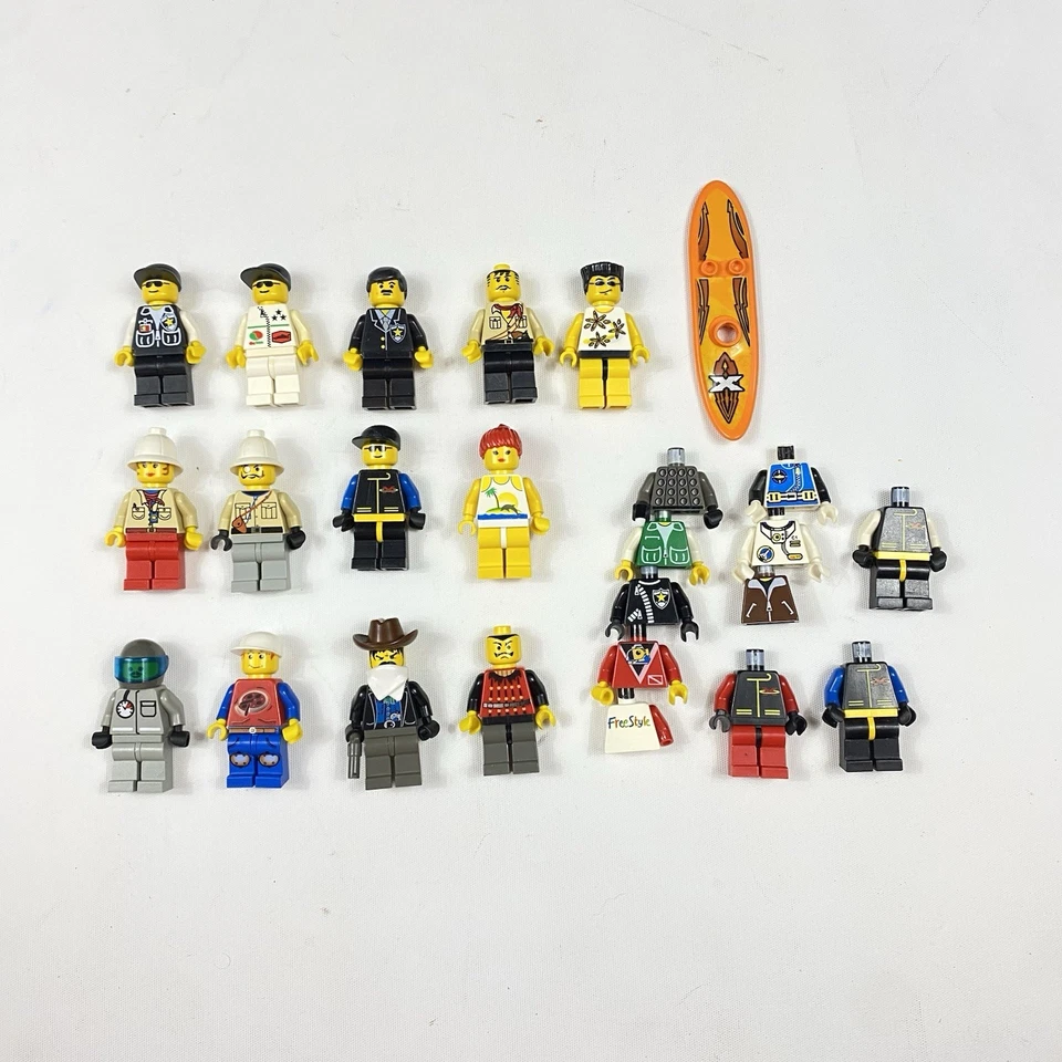 Lote de minifiguras vintage Lego anos 90 13+ minifiguras e peças (LEIA) - Imagem 1 de 4