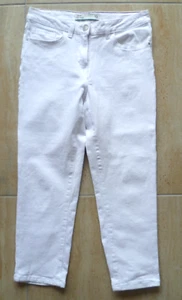 LADIES NEXT SIZE 10 WHITE CROP MID RISE TAPERED ANKLE JEANS / TROUSERS - Picture 1 of 3