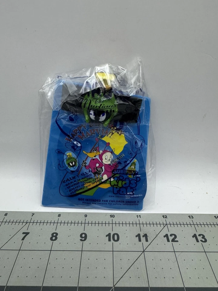 1999 Новый метро с днем рождения Marvin марсианский зажим доска Kids игрушка Looney Tunes - Изображение 1 из 2