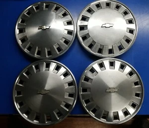 *Set of 4* 1986-1991 Chevrolet Celebrity Lumina 14" Hubcaps Wheel Covers USED - Picture 1 of 24