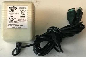 Adaptador de Videojuego Mad Catz Modelo 2412 Clase 2 Fuente de Alimentación 120VAC / 5.2VDC - Imagen 1 de 7
