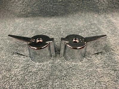 Manijas de grifo Gerber Lav (B) de Danco (80681) Foto 1 de 4