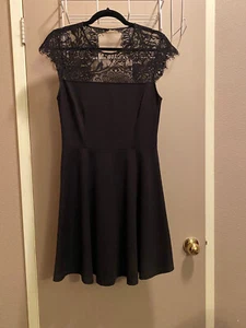 BB Dakota Women's Sz S Sleeveless Lace Bodice Full Skirt Cut Out Back Zip LBD - Picture 1 of 14