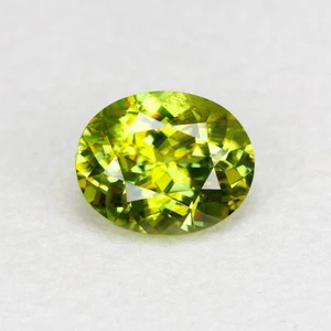 0.80cts GORGEOUS OVAL CUT NATURAL MADAGASCAR CHARTREUSE GREEN SPHENE - Picture 1 of 1