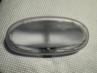 Luz de cúpula interna fabricante de equipamento original para caminhões Ford F150 F250 e vans E150 E250 YF1A-13776 - Imagem 1 de 4