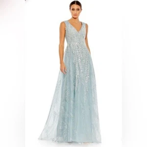 NWT Mac Duggal Elegant Blue Lace Evening Dress - Picture 1 of 14