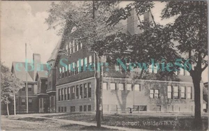 Walden NY - HIGH SCHOOL BUILDING - Postcard Orange County - Picture 1 of 2