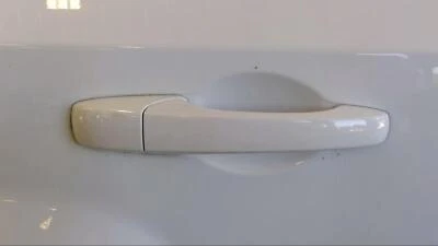 Used Rear Right Exterior Door Handle fits: 2015 Jeep Patriot assembly painted do Foto 1 de 4