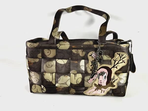 Bolso Cinturón de Seguridad Gary Baseman's x Harveys Venado Raro Cartera de Hombro #BB3 - Imagen 1 de 7
