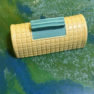 Tapa de plato de mantequilla de maíz en la mazorca con mango Farmcore Cottagecore Kitsch Country Foto 1 de 4