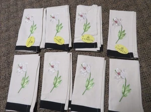 8 Floral lily Embroidered Cloth Dinner Napkins CYPRESS- NEW - Picture 1 of 6