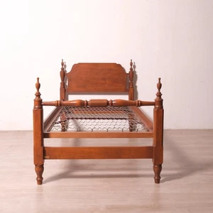 Letto singolo Pizzetti Industria della poltrona Roma design anni '70 - Foto 1 di 19