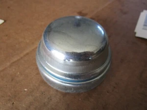Mercedes Oldtimer W110 W121 Radnabe Chrom Fettkappe Staubkappe NEU orig. - Picture 1 of 9