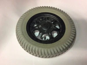 Sedia a rotelle elettrica Quickie usata 3.00-8 gruppo pneumatici ruota motrice - Foto 1 di 4