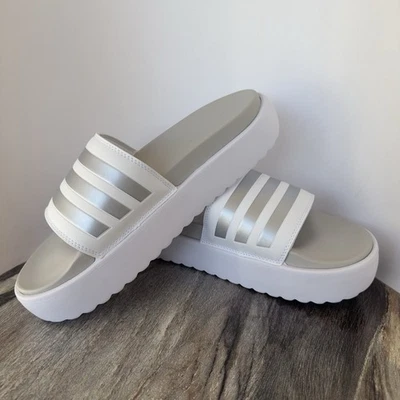 Mujer Adidas Adilette Plataforma Toboganes Blanco Nube/Cero Metálico/Gris Talla 11 Foto 1 de 4