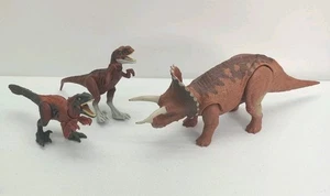 Jurassic World Dominion/Fallen Kindom Triceratops Pyrorapter Atrociraptor Used - Picture 1 of 15
