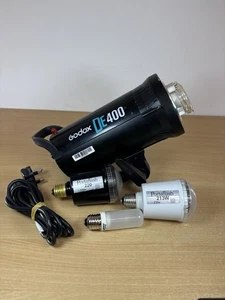 Godox DE400 Studio Flashlight - Black Comes With 3x Bulbs *Please Read Descrip* - Picture 1 of 6