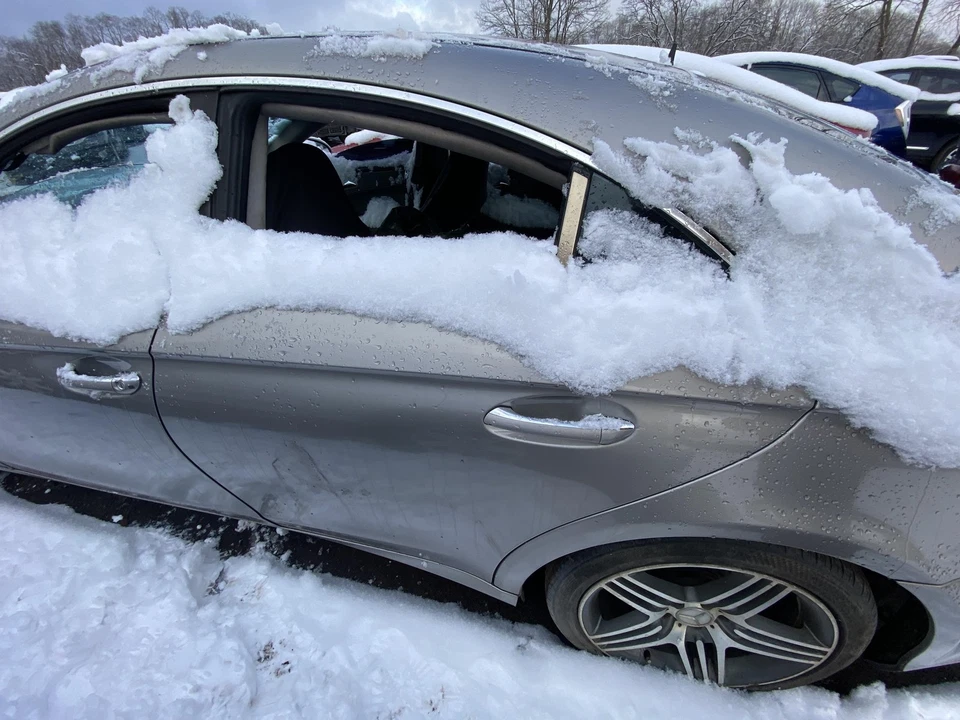 Used Rear Left Door Assembly Rear Side fits: 2006 Mercedes-benz Mercedes cls-cla Foto 1 de 4