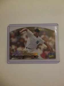 Medallón de oro Fleer Ultra Baseball 2000 #28 Andy Pettitte - Imagen 1 de 3