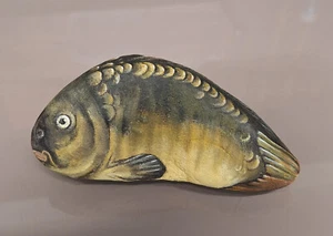 bemalter Stein/ handbemalt Spiegelkarpfen, Skulptur, Dekoration, Geschenk - Bild 1 von 18