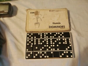 Vintage Black Bakelite Dominoes in Original Box Complete 28 Dominoes - Picture 1 of 5