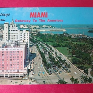 Postal de Florida - Vista aérea de Biscayne Boulevard Hotel Row Miami - Imagen 1 de 3