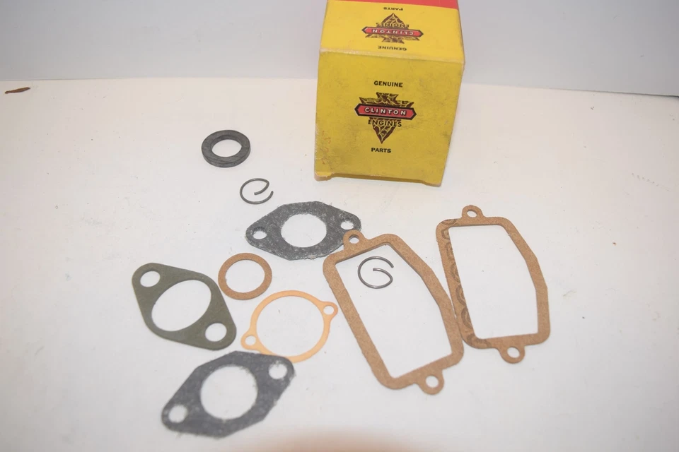 NOS Clinton Engine Gasket Kit 204-86-5 - C57 - Image 1 of 3
