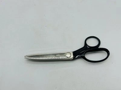 Vintage WISS MODEL CB7 USA PINKING SHEARS SCISSORS Scalloping 7-1/2” Long - Image 1 of 4