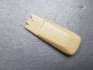 Mercedes window crank covering pad W124 W126 W201 W461 W460 W463 A20176801368336 - Picture 1 of 2