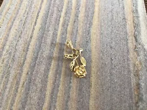Stunning 14k Yellow Gold Rose Pendant 1.09 Grams - Picture 1 of 15