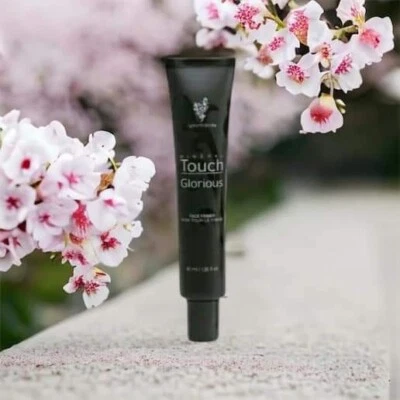 Imprimación facial Younique Touch Glorious Foto 1 de 2