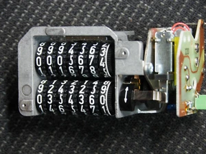 Mechanisches doppel Zähwerk für Bastelzwecke Zähleinrichtung umschaltbar 7 stel - Bild 1 von 6