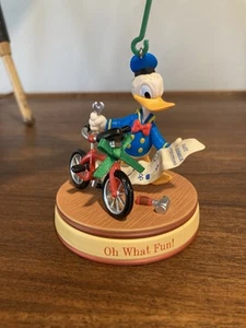 Disney Donald Duck 2008 Hallmark Andenken Ornament "Oh What Fun!" Vintage - Bild 1 von 8