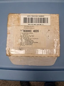 Honeywell VR8300C4035 Standing Pilot Dual Auomatic Gas Valve. NOS - Picture 1 of 3