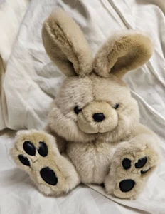 Chosun International Easter Bunny Rabbit Plush Sitting Jumbo Feet 9” Vintage - Picture 1 of 10