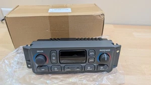 1997-2004 C5 Corvette HVAC Control Module Dual Climate control 09352181 - Picture 1 of 8