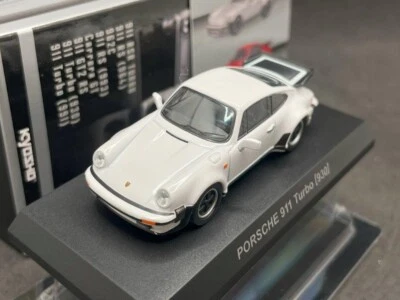 Coche modelo diecast blanco Kyosho 1/64 Porsche collection6 911 Turbo 930 73G3 Foto 1 de 4