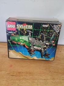 LEGO SYSTEM 6897 SPACE POLICE REBEL HUNTER BOX w/ few Pieces 1992