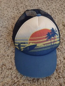 Boys surfer trucker hat - Old Navy - Bundle and save! - Picture 1 of 2