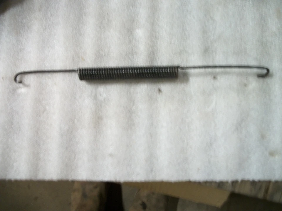 49 50 Studebaker Champion commander clutch pedal return spring 519432 - Image 1 of 1