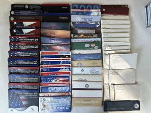 1964 - 2024 Complete U.S. Mint Set Collection in OGP 60 P&D Mint Sets - Picture 1 of 10