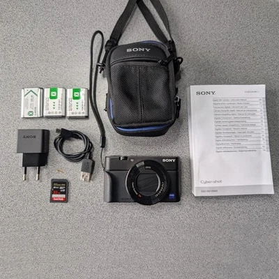 Sony DSC-RX100 III M3 Kompaktkamera Zeiss Optik Zubehörpaket  - Bild 1 von 4