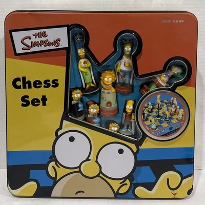 The Simpson's Chess Set - 1998 in Tin Box - Complete W/Manual & Board  - Photo 1/4