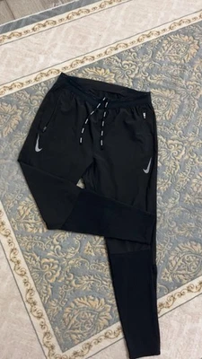 Bas nike AeroSwift - Photo 1/3