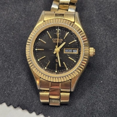 Reloj Citizen Mujer Vintage 6000-R00421 Tono Dorado Día/Fecha Batería NUEVA Foto 1 de 4